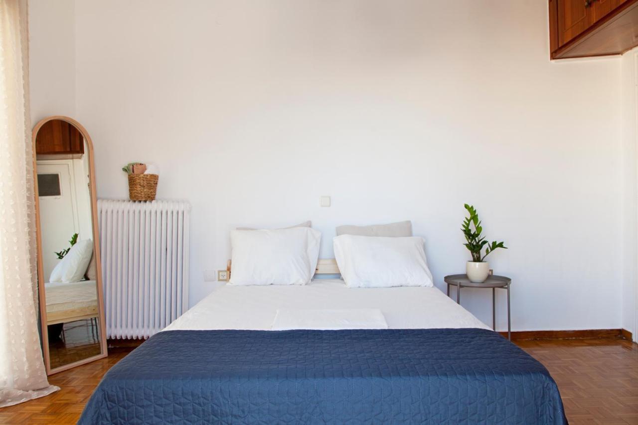 Marina Zeas Apartment Piraeus Bagian luar foto